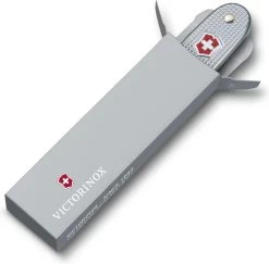Victorinox Pioneer X Zakmes 9 Functies Zilver Alox -Victorinox Winkel 1200x1180 1