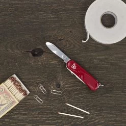 Victorinox Evolution Junior 09 Zakmes 8 Functies Rood -Victorinox Winkel 1200x1200