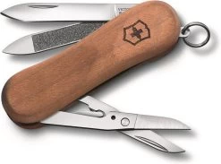 Victorinox EvoWood 81 Zakmes 5 Functies Walnoten -Victorinox Winkel 1200x889
