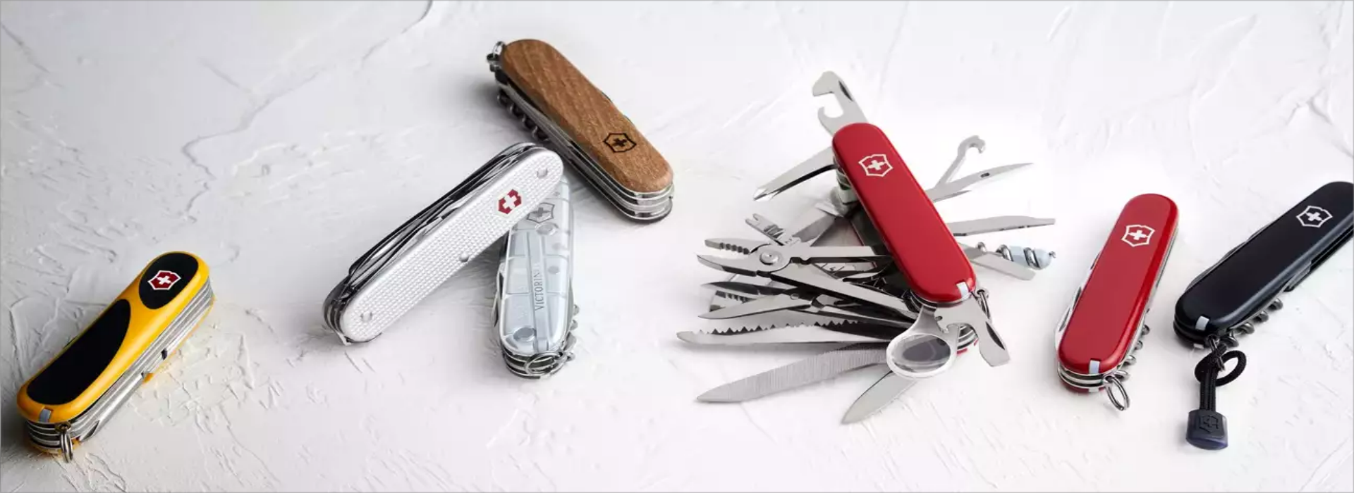Victorinox Winkel -Victorinox Winkel SAK Medium PocketKnives B1 jpg1